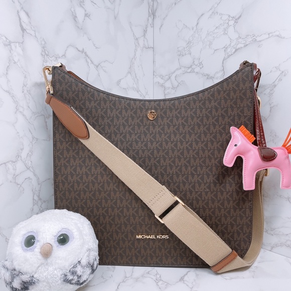 Michael Kors Handbags - Michael Kors Briley Large Messenger